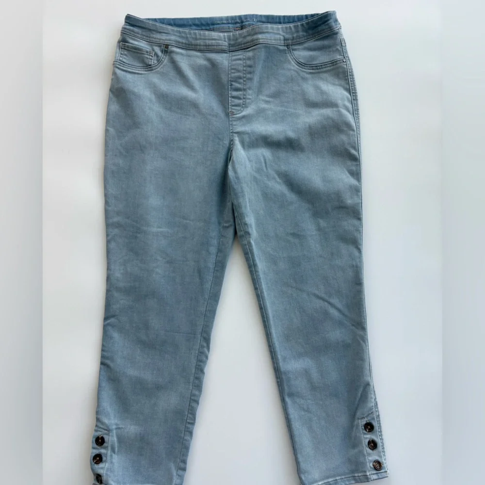 Chico’s girlfriend Slim leg ankle jeans - Picture 1 of 3